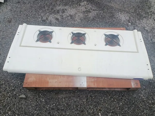 Carrier Xarios 500 600 jäähdyttimen suojus nro 6 image 2
