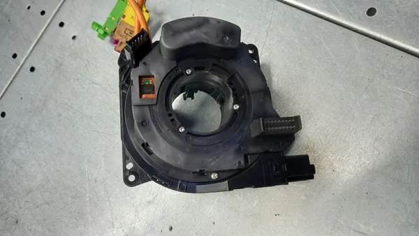 VOLVO V70 II LIFT 2.4B 31264469 image 4