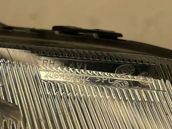 Farol de Neblina Dianteiro Lado Direito Chevrolet Equinox 84226246 image 7