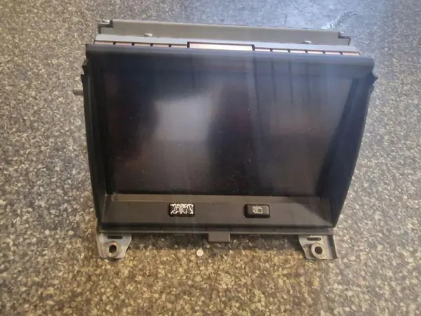 OEM YIE500090 Navigointinäyttö Land Roverille image 4