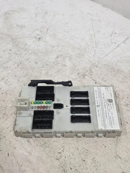 Módulo Confort BMW OEM 6821973 para X5 F15/F85 image 3