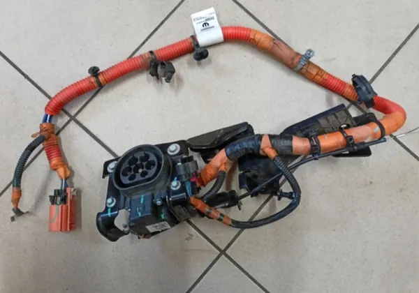 Cable de carga batería OEM 68415080AE para Jeep Wrangler image 2