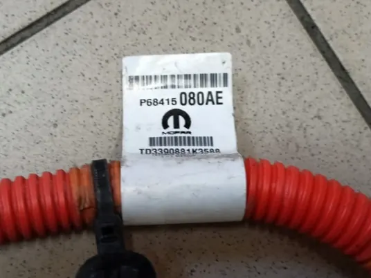 Cable de carga batería OEM 68415080AE para Jeep Wrangler image 3