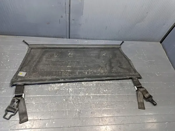 Opel Astra L Kombi Bagageutrymme Rullnät OEM Wrakowisko-27223- image 6