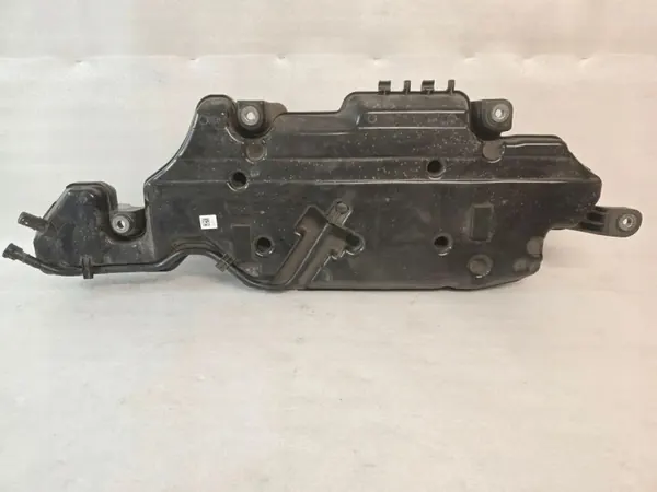 Tanque AdBlue OEM A2474708202 para Mercedes W177/W247 image 2