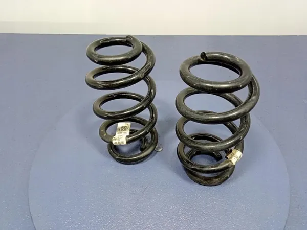 Molas Traseiras BMW IX2 OEM 8852404 - Usado image 8