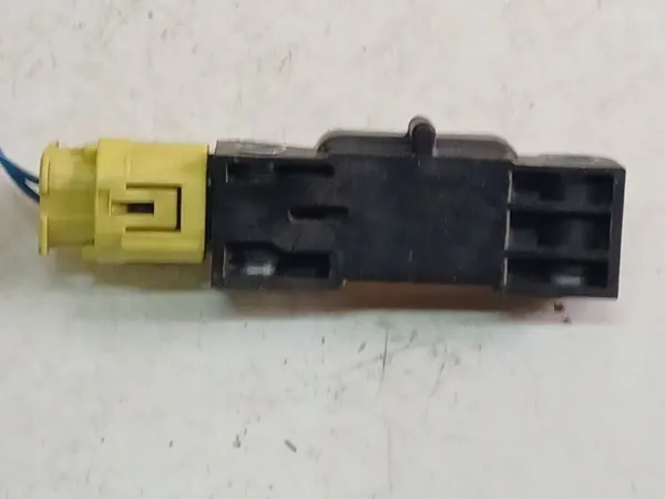 Mitsubishi Grandis SRS airbagsensor OEM W002T11091 image 3