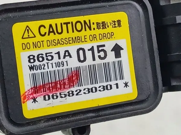 Mitsubishi Grandis SRS airbagsensor OEM W002T11091 image 4