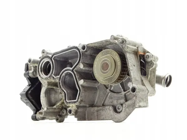 Pompe à eau OEM 05E121042F pour Audi A3 8Y 1.5 2021 image 4