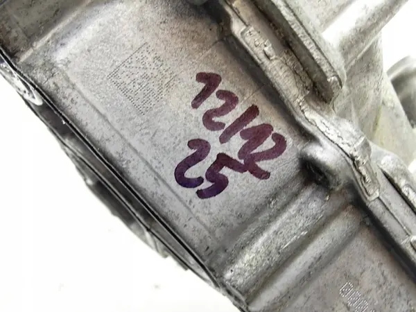 Pompe à eau OEM 05E121042F pour Audi A3 8Y 1.5 2021 image 8