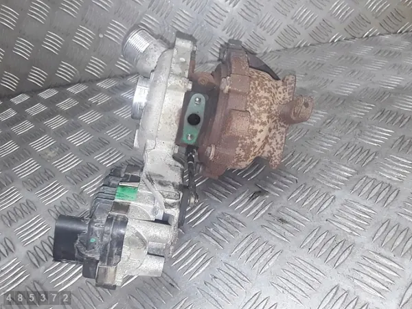 Land Rover Discovery Turbolaite - Käytetty OEM-osuus image 4