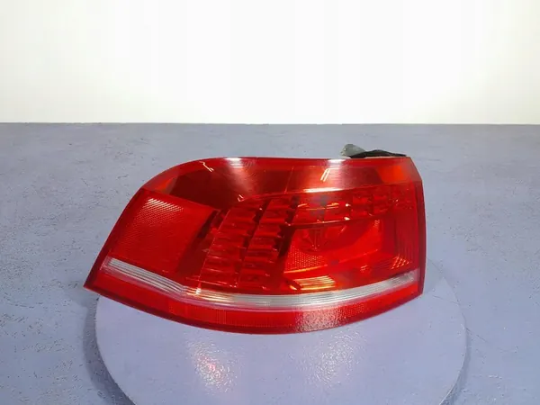 Luz trasera izquierda LED VW Passat B7 Kombi EU 3AF945207B image 2