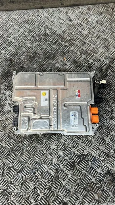 OEM 1EA915692L Invertteri Muuntimella VW ID.4:lle image 6