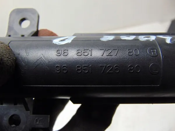 Rechter koplampensproeier OEM 9685171780 voor Peugeot 3008 image 7