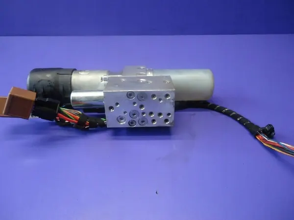 Pompe de toit Opel Tigra B 93162375 image 3