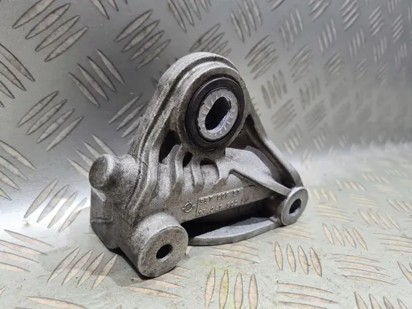 Soporte de motor Opel Corsa E image 3