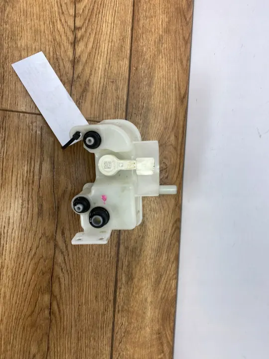 Bremsflüssigkeitsbehälter OEM L1MC-2K478-A Ford Explorer image 7