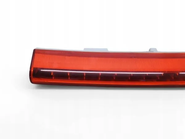 Maserati Levante Achter-Stoplicht OEM 51960756 image 6