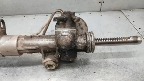 Fiat Albea 1.2B 02-12R Sedán OEM 0468372040E Usado image 10