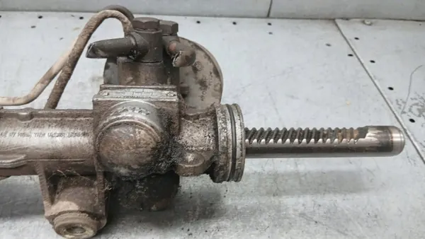 Fiat Albea 1.2B 02-12R Sedán OEM 0468372040E Usado image 6