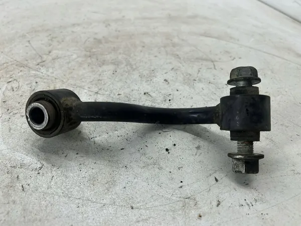 Nissan Rogue 2015 Vasemman Takapään Stabilisaattoriyhteys image 4