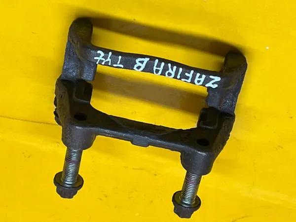 Bromsokklamstöd vänster bak Lucas OEM 470 image 5