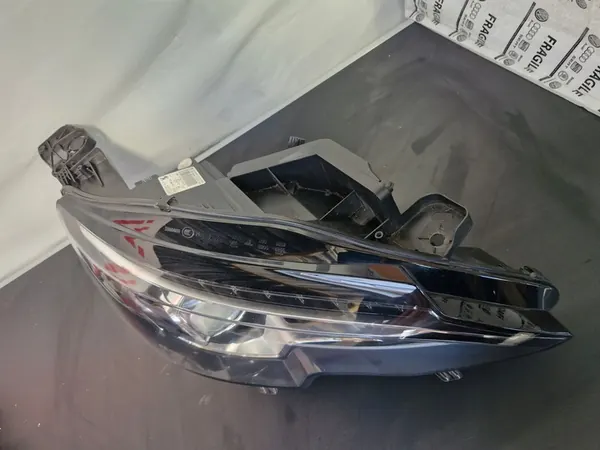 FARO DERECHO FULL LED PEUGEOT 308 T9 9677832380 image 3