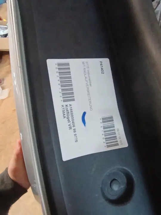 Mercedes 166 gl gls höger framskärm OEM A1668802800 image 2