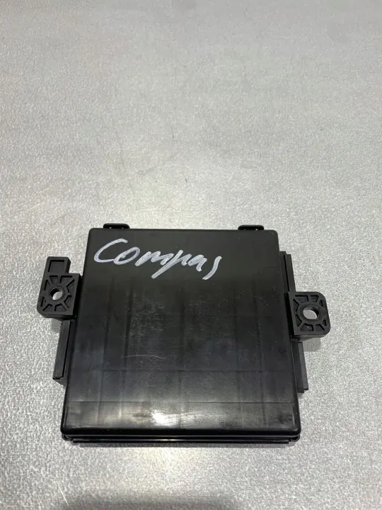 Jeep Compass 2018 Commande Direction OEM FBZ18601 image 3