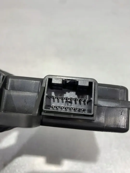 Jeep Compass 2018 Commande Direction OEM FBZ18601 image 4