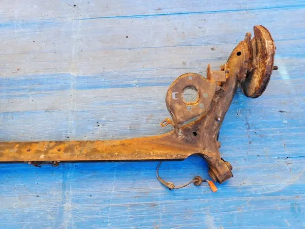 HONDA JAZZ II 02-07 Hinterachsschwinge OEM image 3