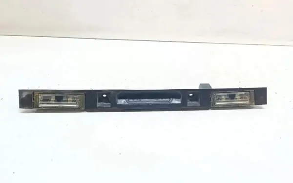 BMW X5 E53 Moldura Portón OEM 7054941 - Usado image 2