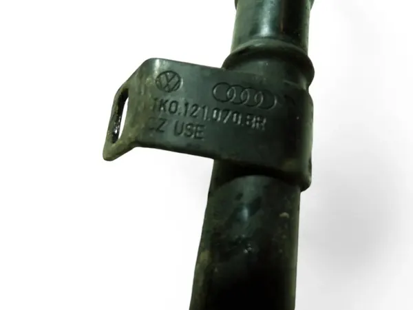 Tuyau de drainage toit cabriolet VW OEM 1K0121070BR image 3
