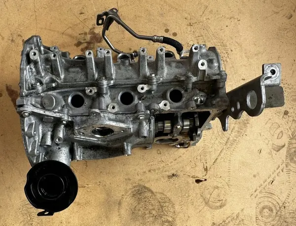 Culasse Nissan 132651202R avec Soupapes image 5