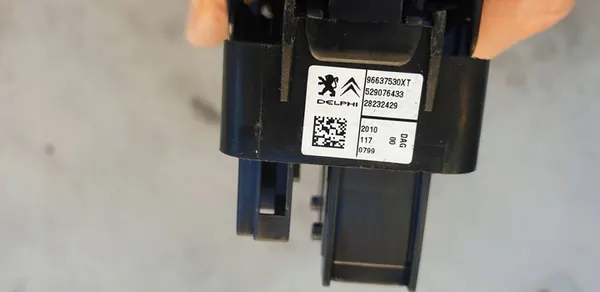 Citroen C3 II Schakelpaneel 2010 96637530XT image 5