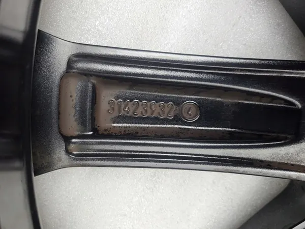 Aluminiumfälg Volvo XC90 XC40 8.0" x 20" 5x108 ET 52.5 image 3