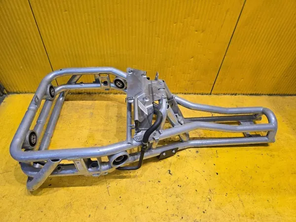 Cadre Mercedes-Benz EQC 2022 OEM A2936201700 image 2