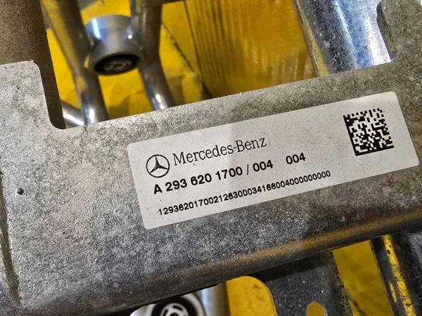 Cadre Mercedes-Benz EQC 2022 OEM A2936201700 image 7