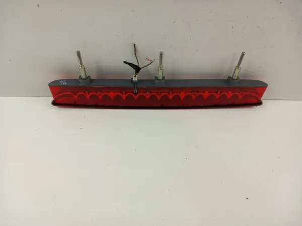 BMW E93 Cabrio 3. Bremsleuchte OEM 7162309 image 6