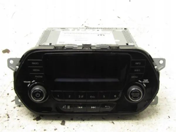 Fiat Tipo II radionäyttö OEM 07356609130 käytetty image 2
