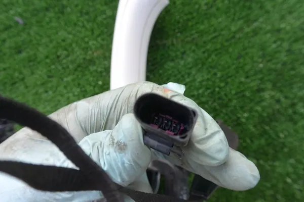 Audi Q7 4L Ovi Kahva Keyless Vasemmalle OE 4L0837205B image 8