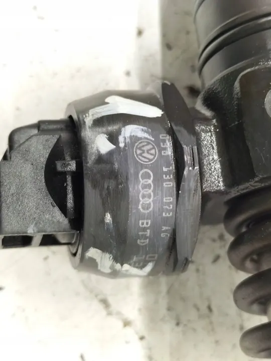 Pesupumppu OEM 038130073AG Skoda Octavia I 1.9 TDI:lle image 3