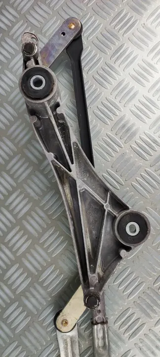 Etupyyhkijän moottorin mekanismi MERCEDES W169 W245 A B image 7