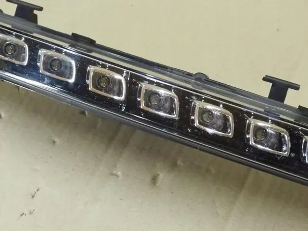 Faro LED DRL derecho Audi Q7 I OEM 4L0941062B image 5