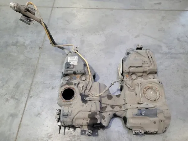 Brandstoftank OEM 7N0201021 voor VW Sharan 7N 1.4 TSI image 2