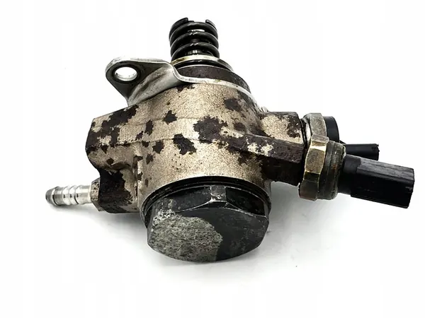 Korkeapainepolttoainepumppu Audi RS6 07L127026E image 2