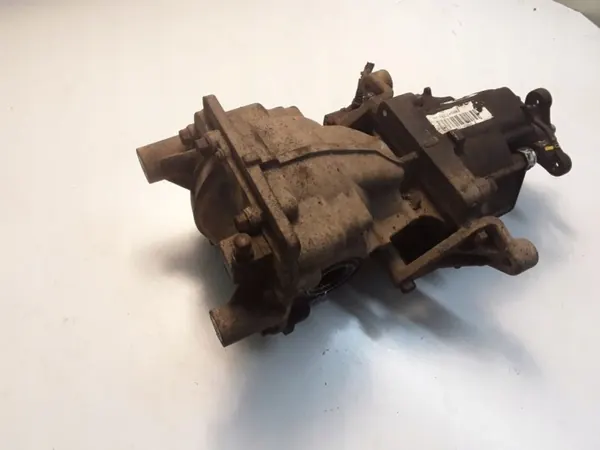 Kia Sorenton Taka-akselin Differenssipyörä OEM M0017948 image 3