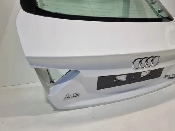 Audi A5 8T Sportback Tavaratilan kansi OEM FBW1097 image 5