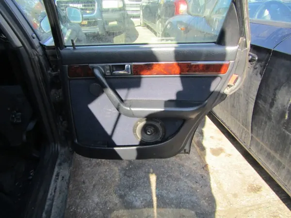 Panneau de porte latérale Audi 100 C4 OEM AK-6-91284 image 5