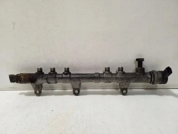 Ruiskutusputki OEM 0445214321 Kia Sportage 2.0L Diesel image 2